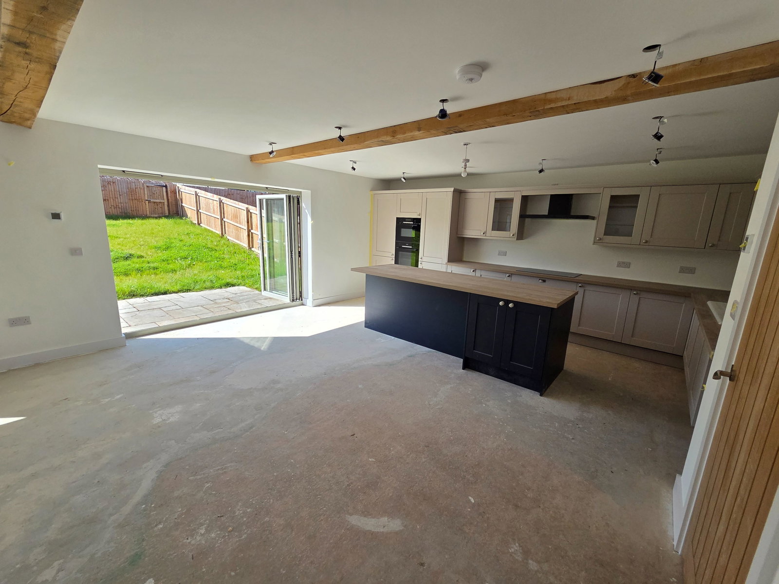 Semi Detached House in Atherstone