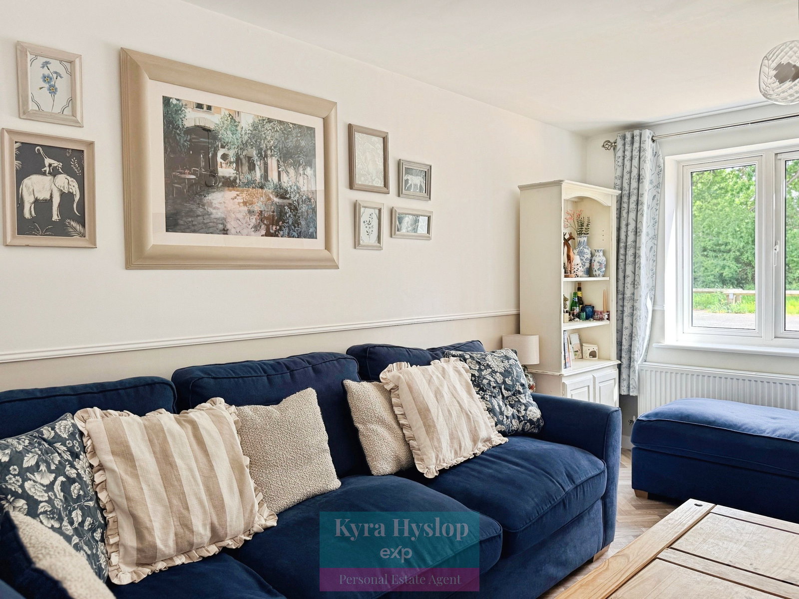 Semi Detached House in Exeter 