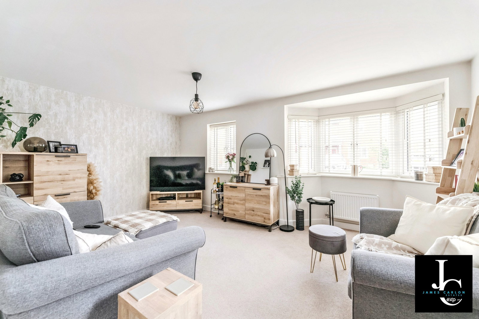 Semi Detached House in Newport
