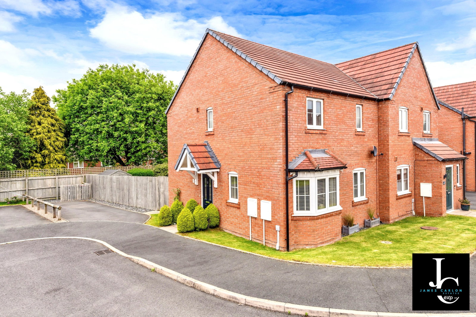 Semi Detached House in Newport
