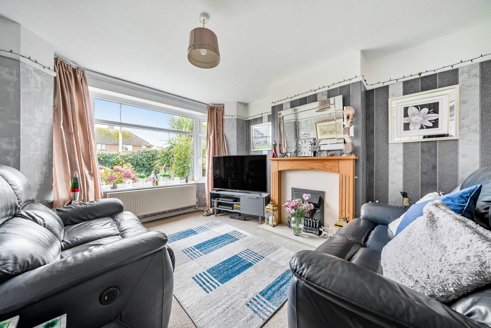 Semi Detached House in Broadstairs