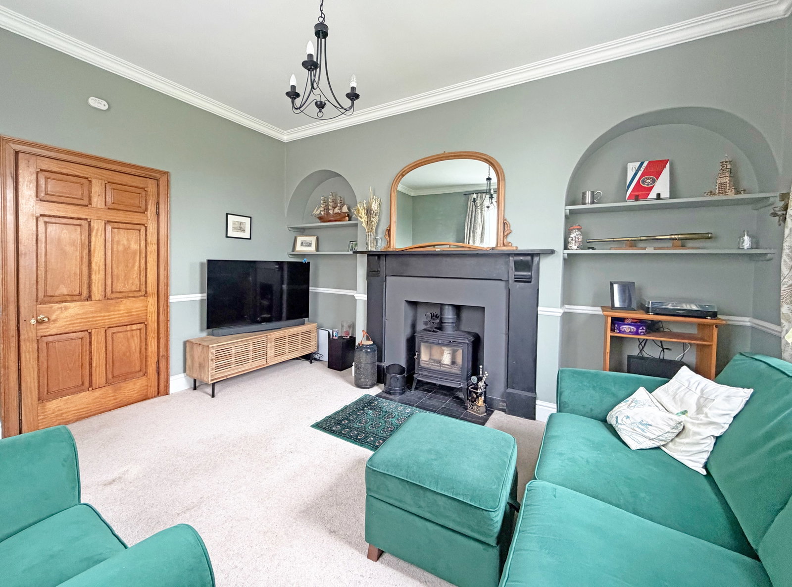 Semi Detached House in York
