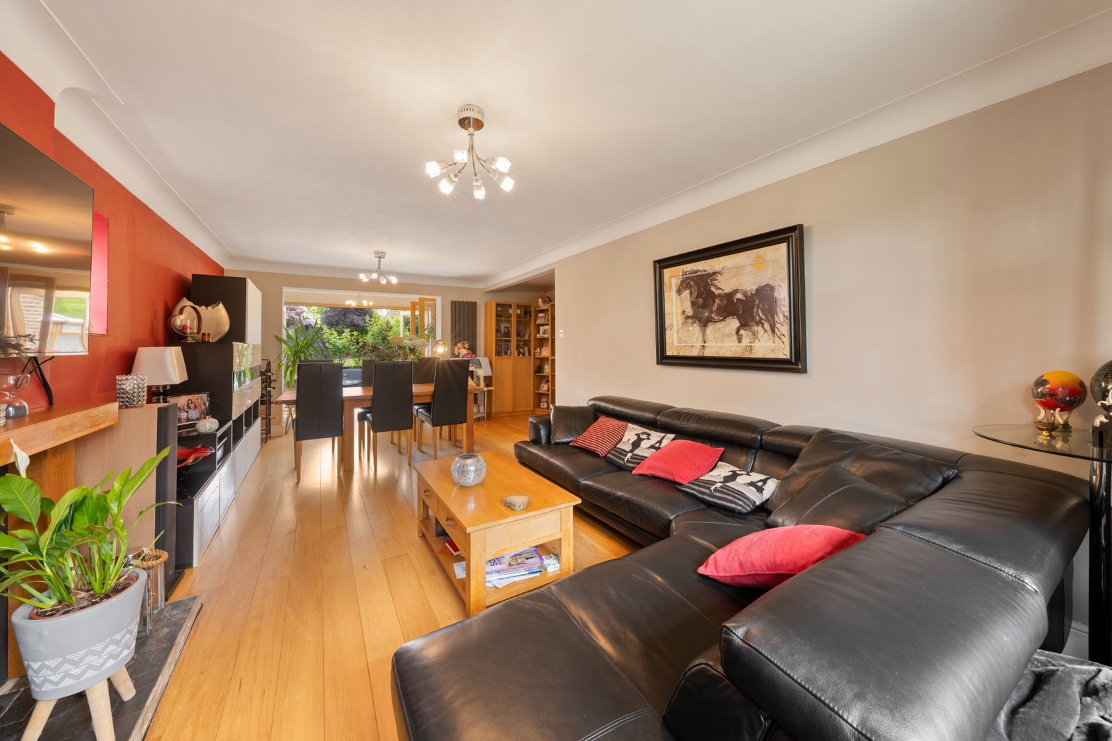 Detached House in Ongar
