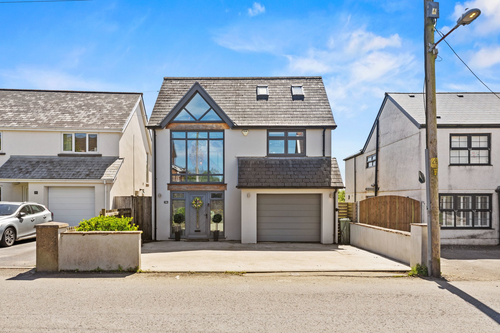 Detached House in Swansea