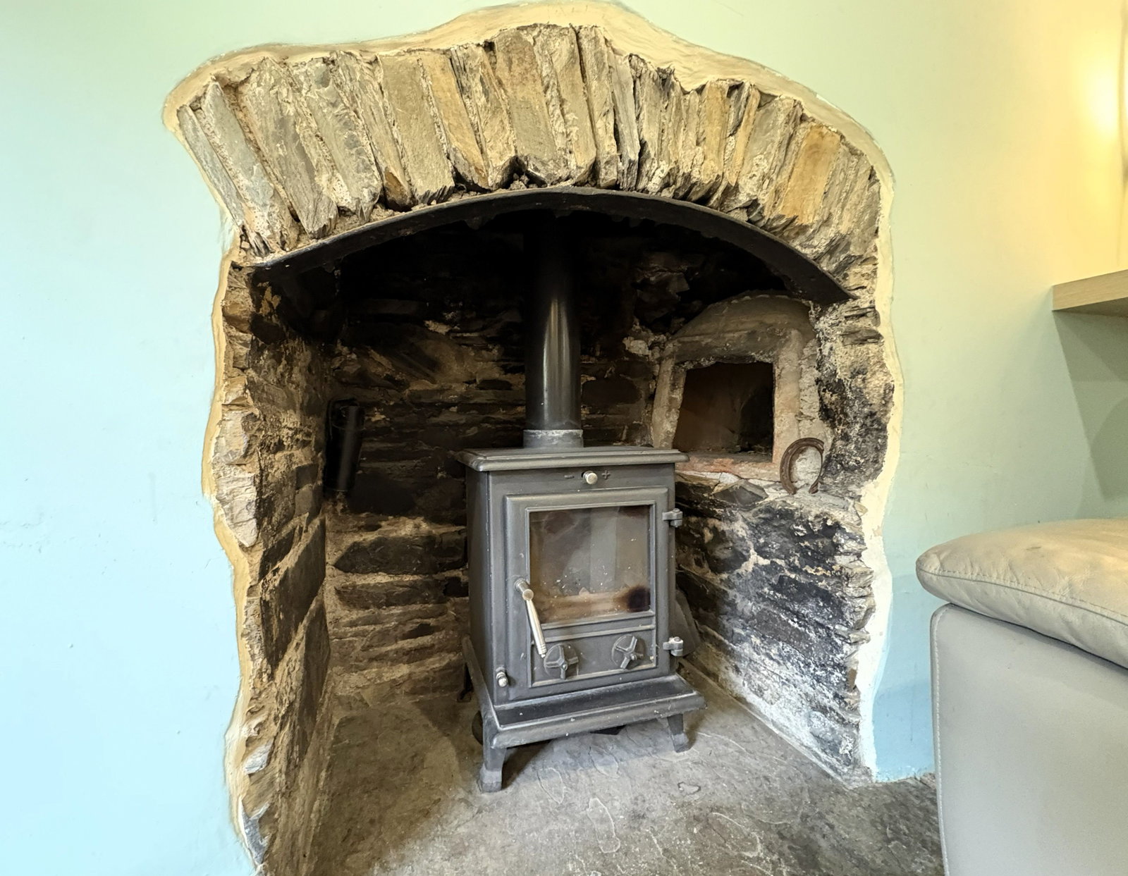 Semi Detached House in Lifton