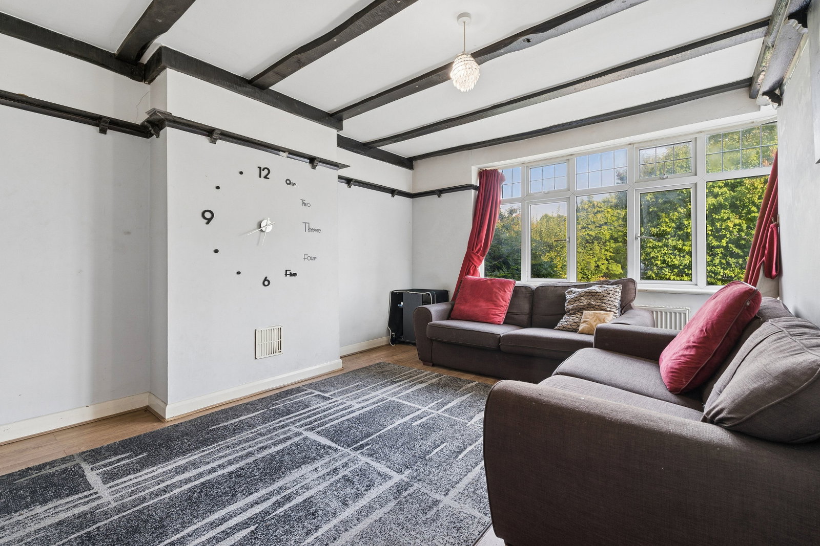 Semi Detached House in Croydon