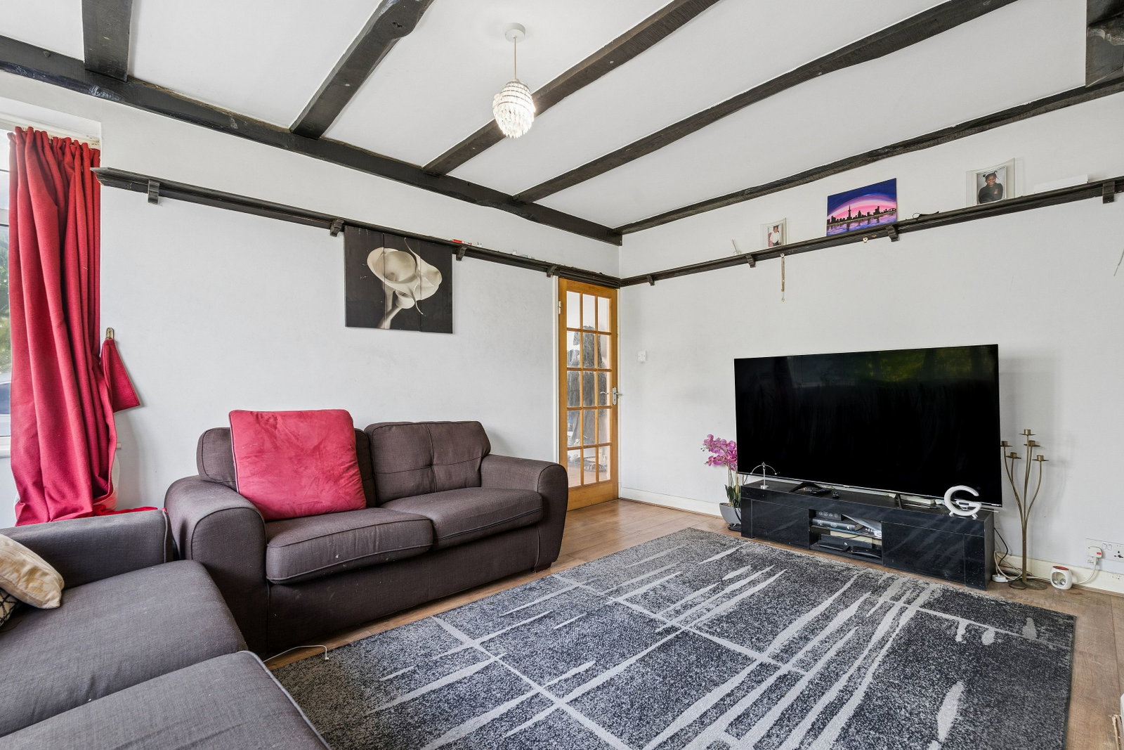 Semi Detached House in Croydon