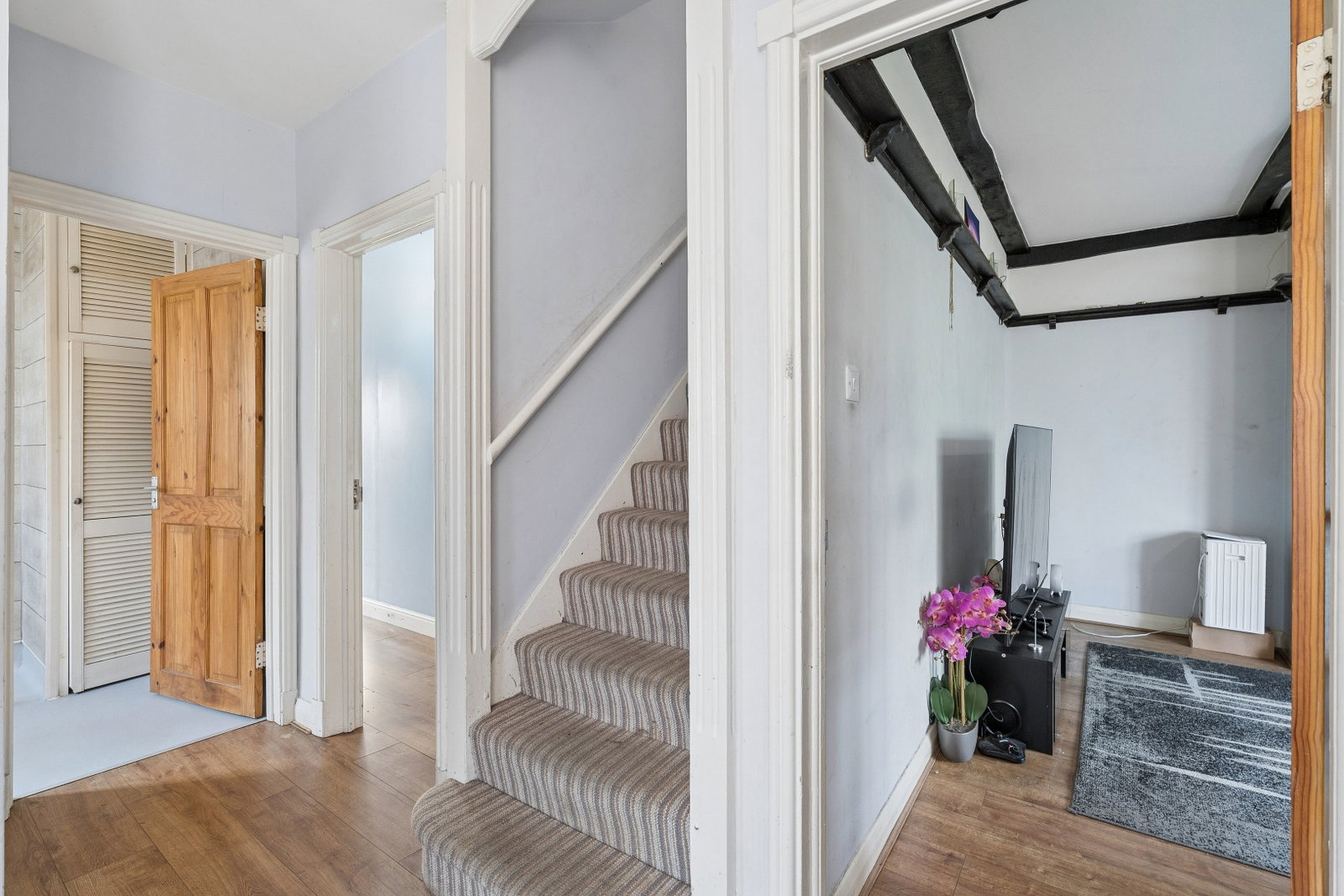 Semi Detached House in Croydon