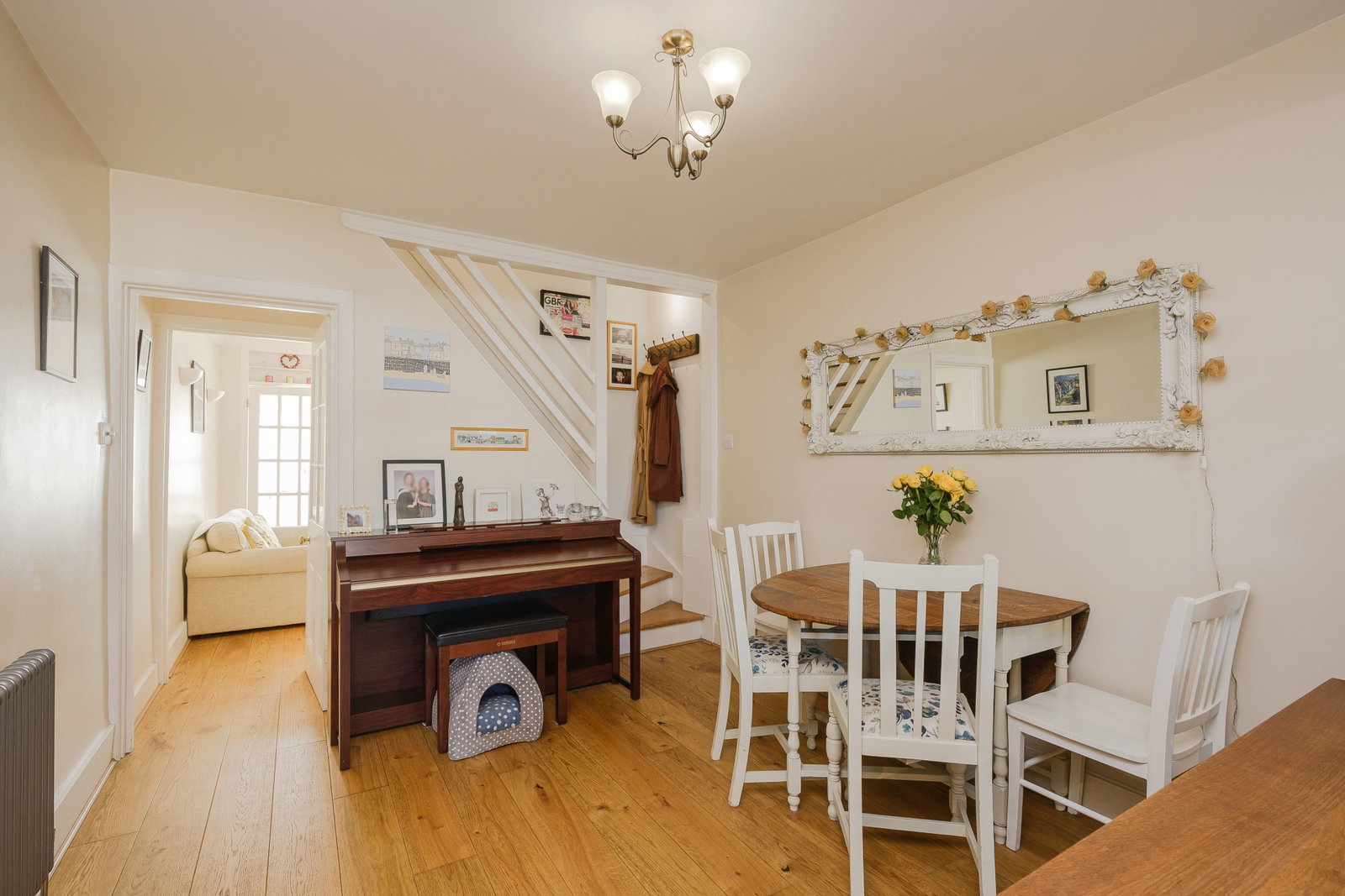 Semi Detached House in New Malden