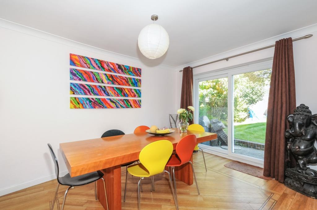 Detached House in Weybridge
