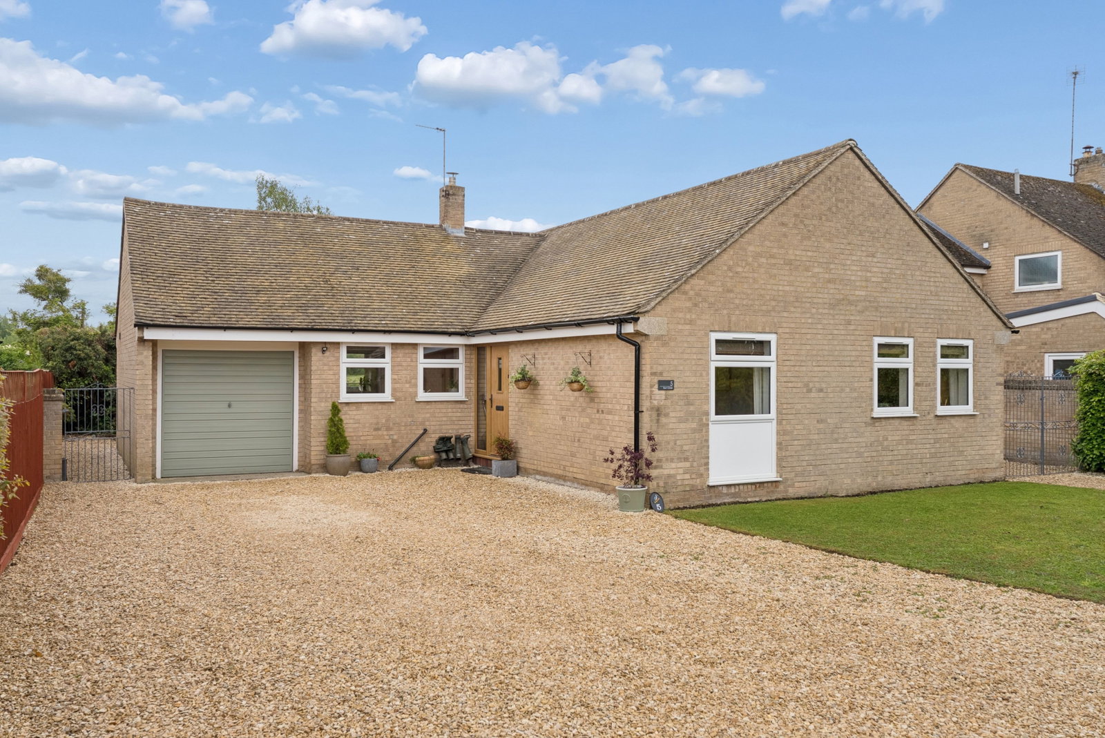 Bungalow in Witney