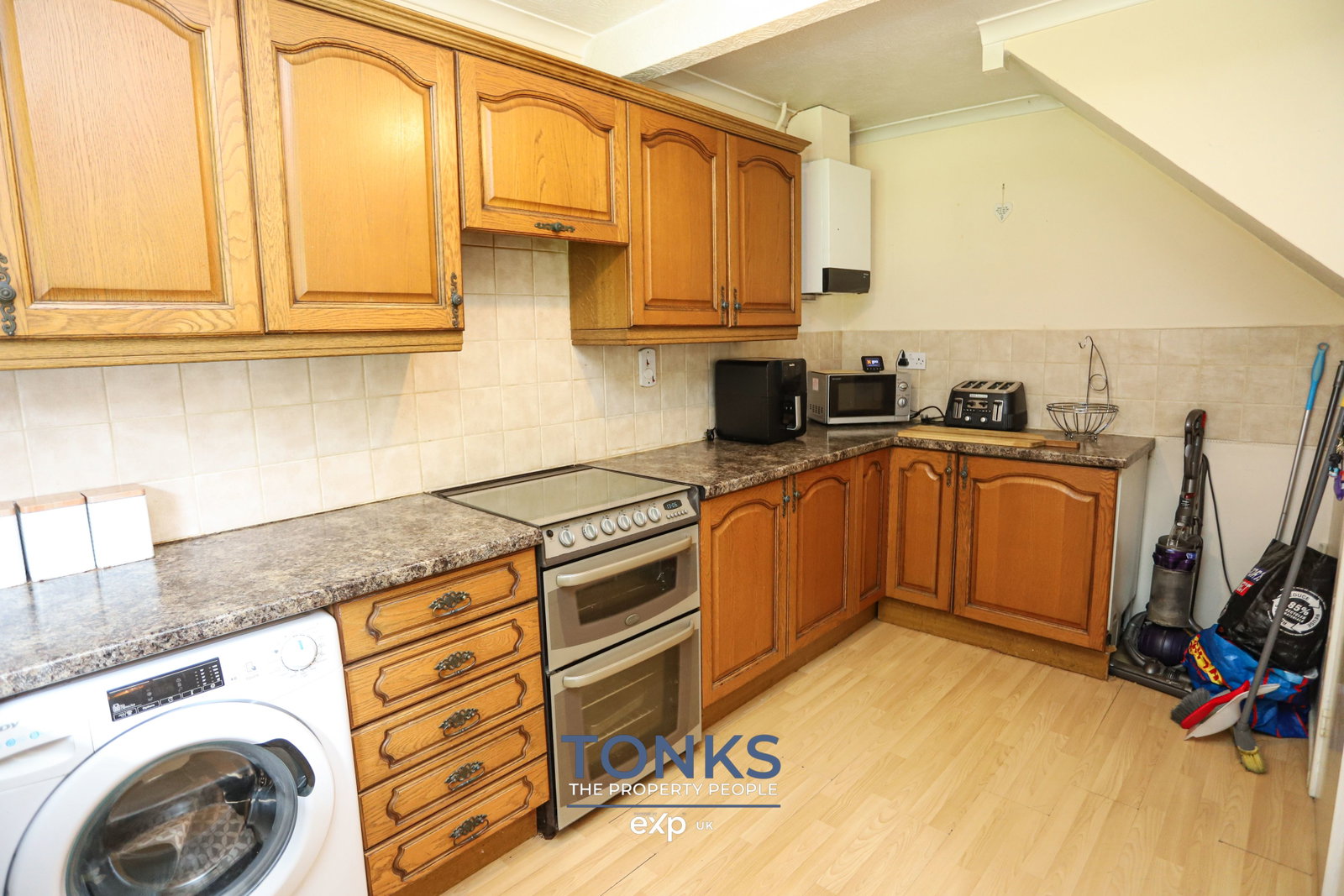Semi Detached House in Brierley Hill