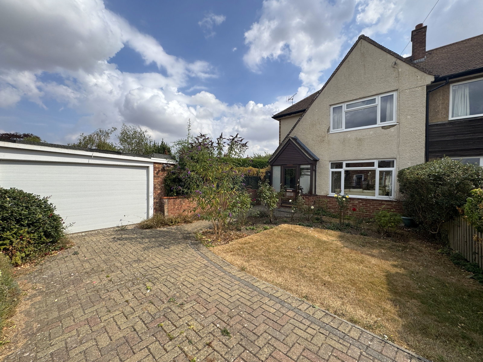 Semi Detached House for sale in Winslow, Highfield Road, Winslow