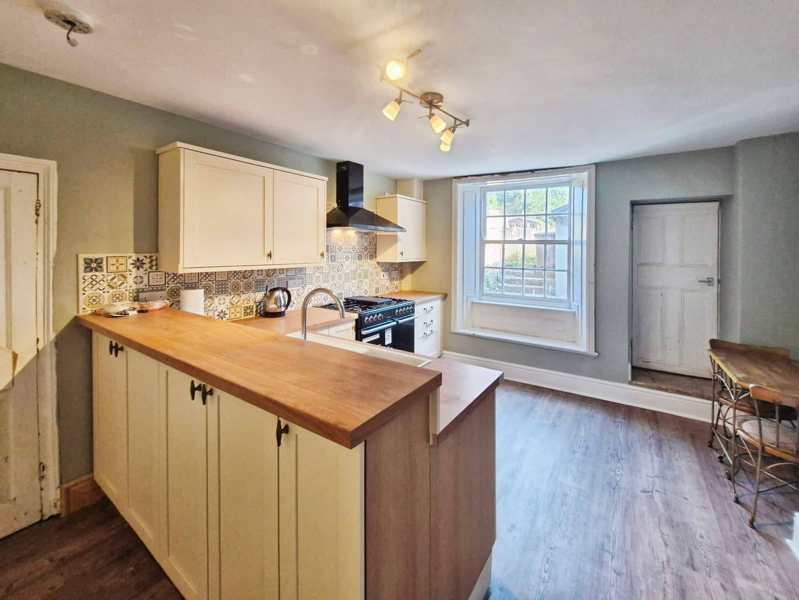 Terraced House for sale in Bridlington, High Street, Bridlington, YO16 4PX
