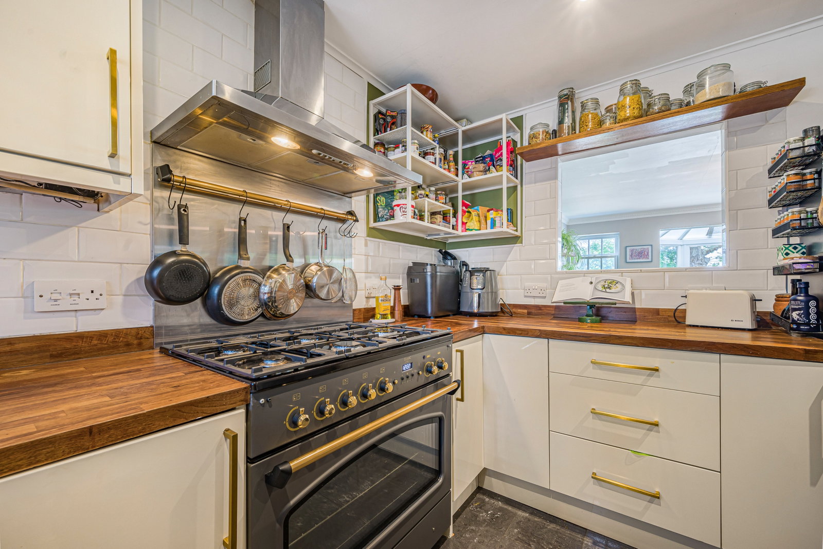 Detached House in London