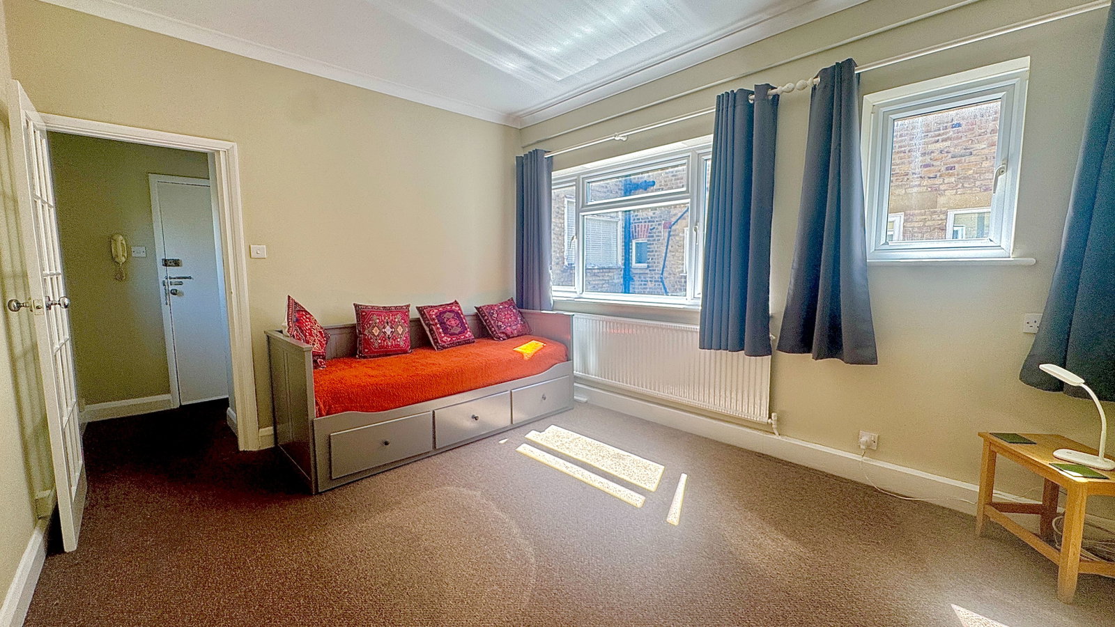 Flat in Teddington
