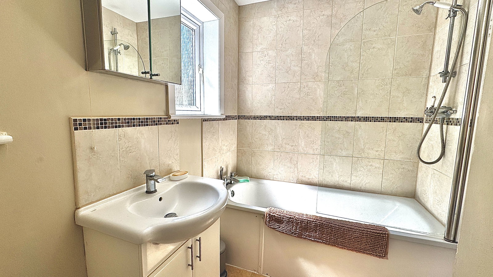 Flat in Teddington
