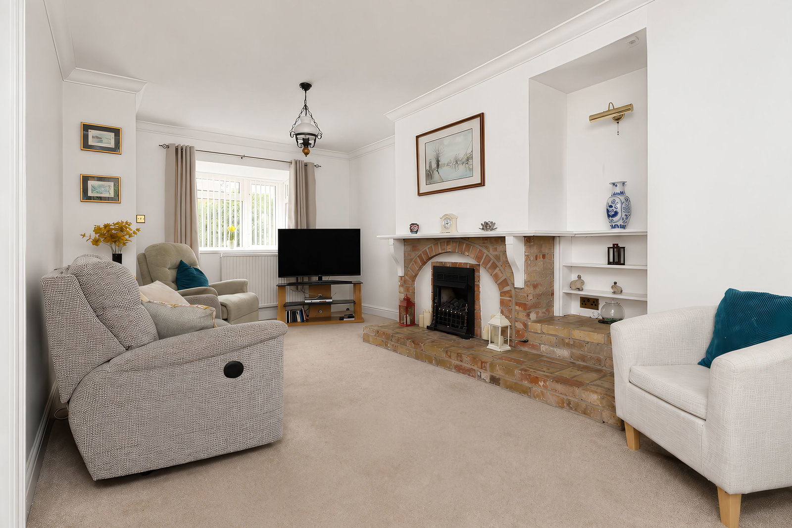 Semi Detached House in Huntingdon