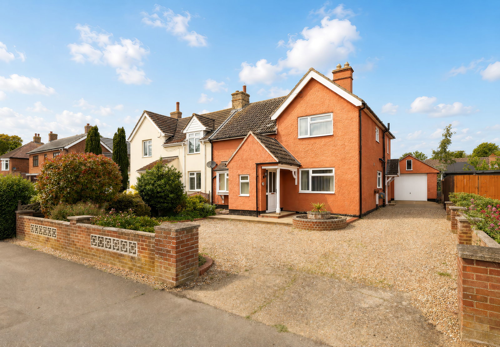 Semi Detached House in Huntingdon