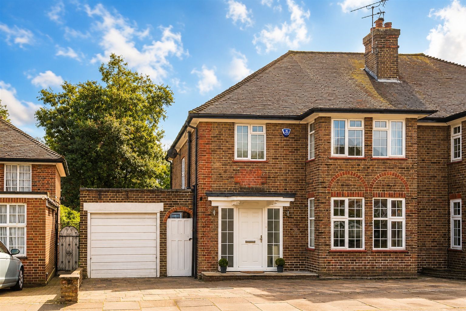 Semi Detached House in Edgware