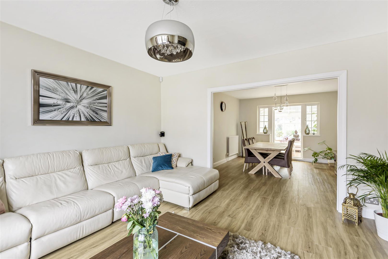 Semi Detached House in Edgware