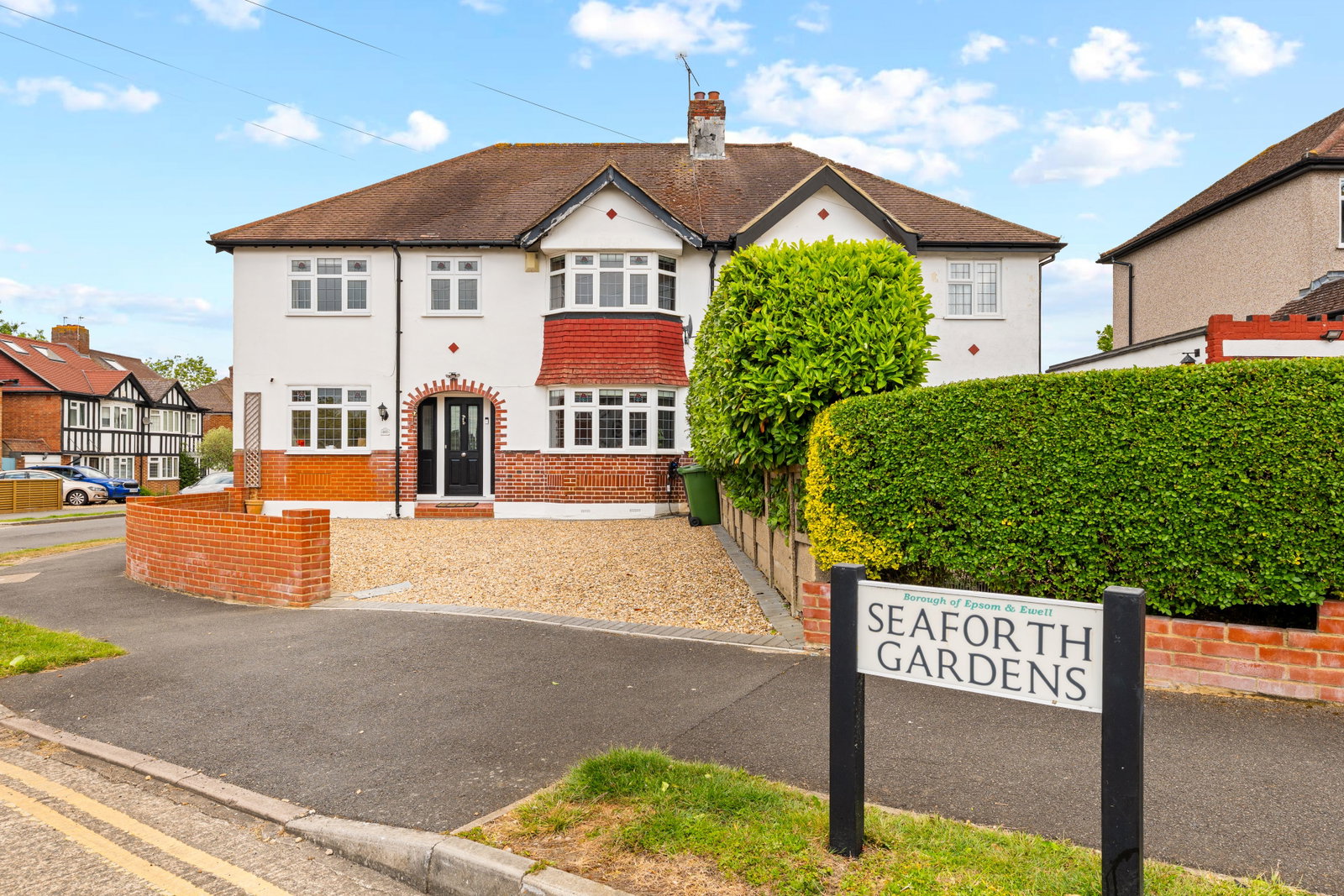 Semi Detached House in Stoneleigh