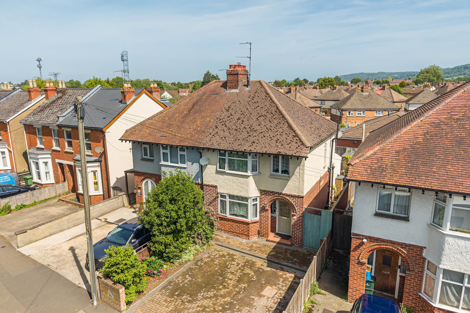 Semi Detached House in Cheltenham