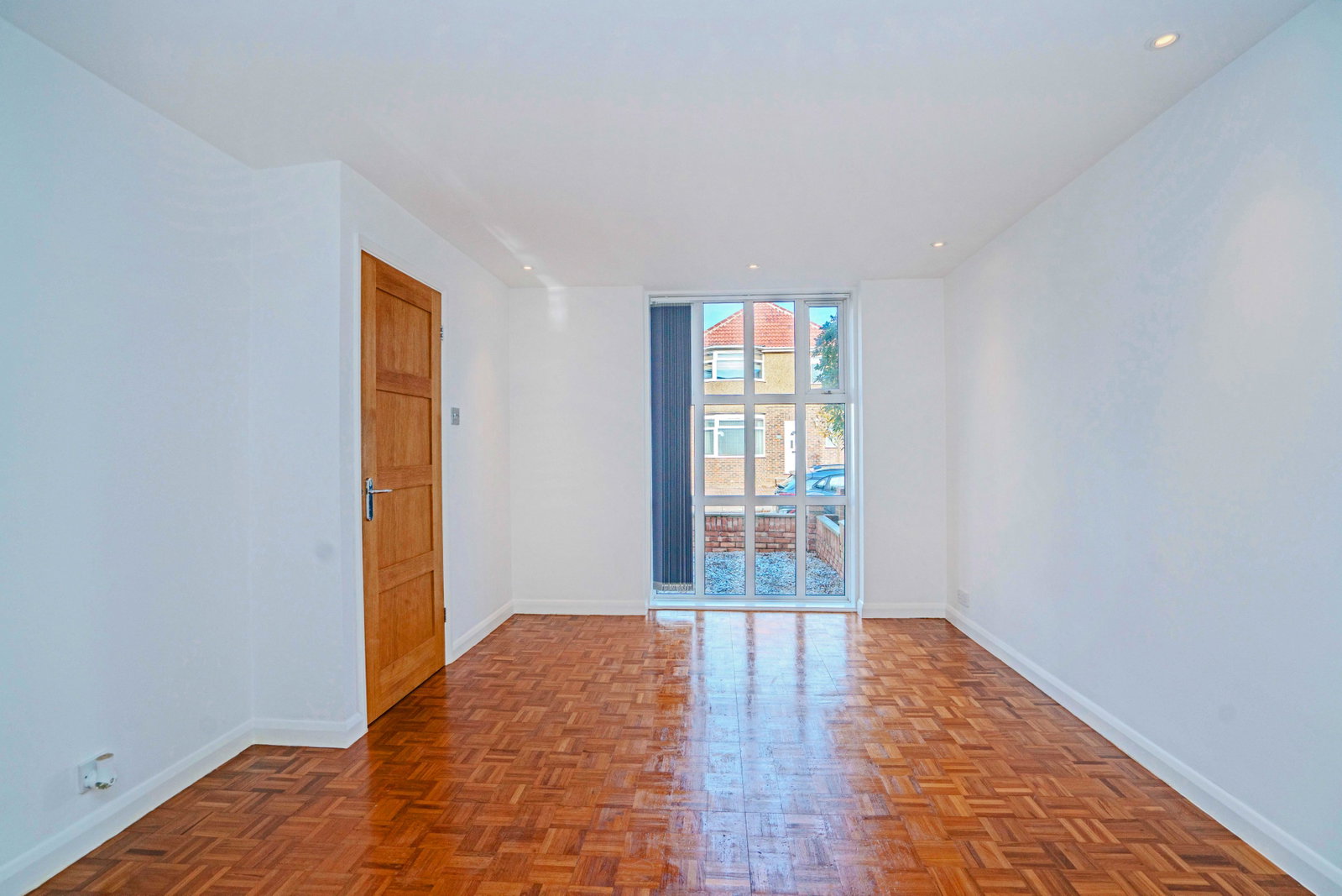 End Of Terrace House in Teddington