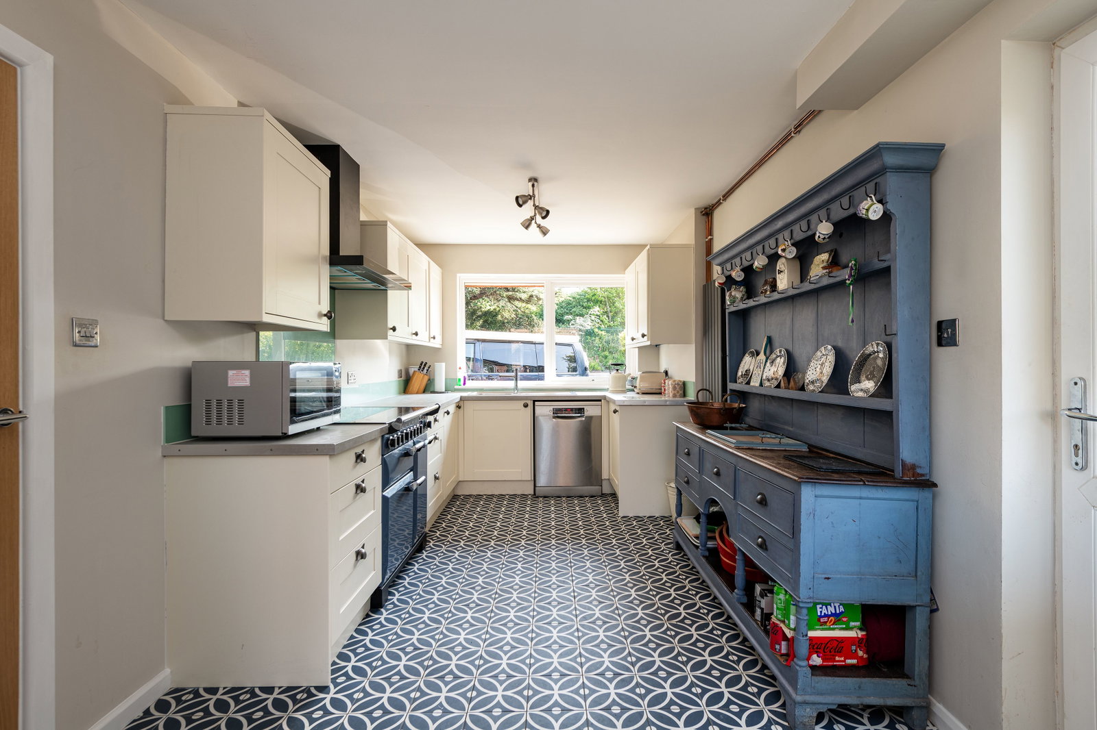 Detached House in Faversham