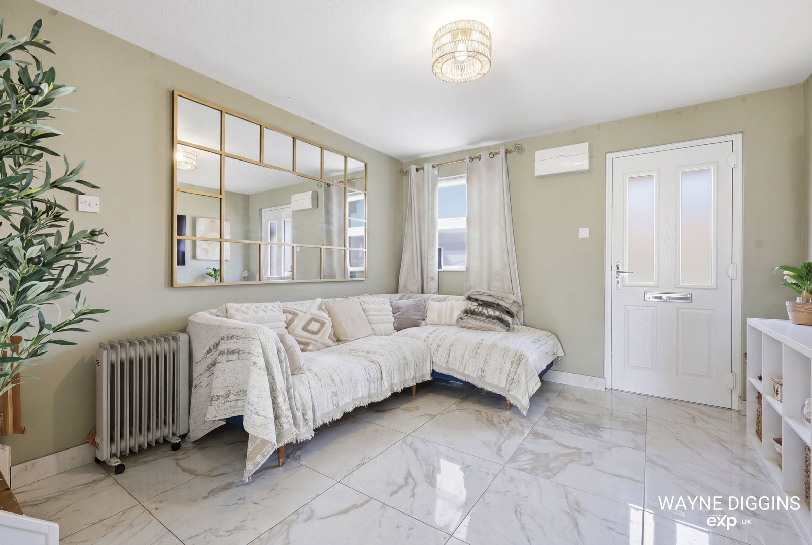 Terraced House in Purfleet