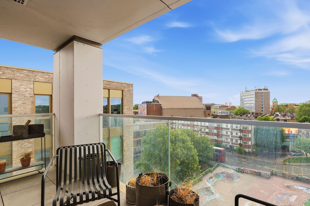 Flat in London