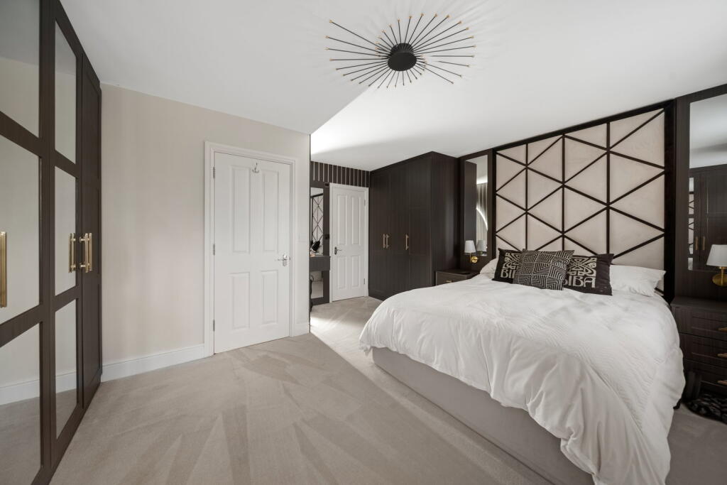 Semi Detached House in Gillingham