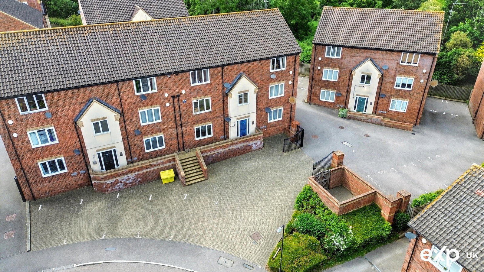 Duplex Flat in Milton Keynes