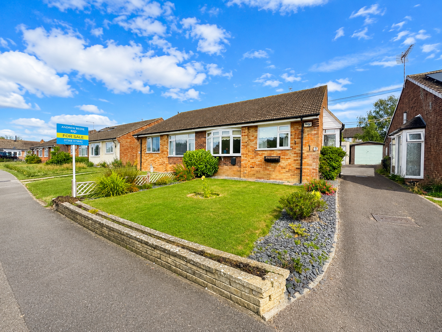Semi Detached Bungalow in Ashford