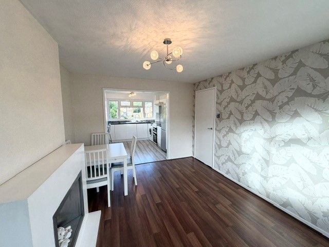Flat in Bushey