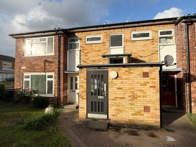 Flat in Bushey