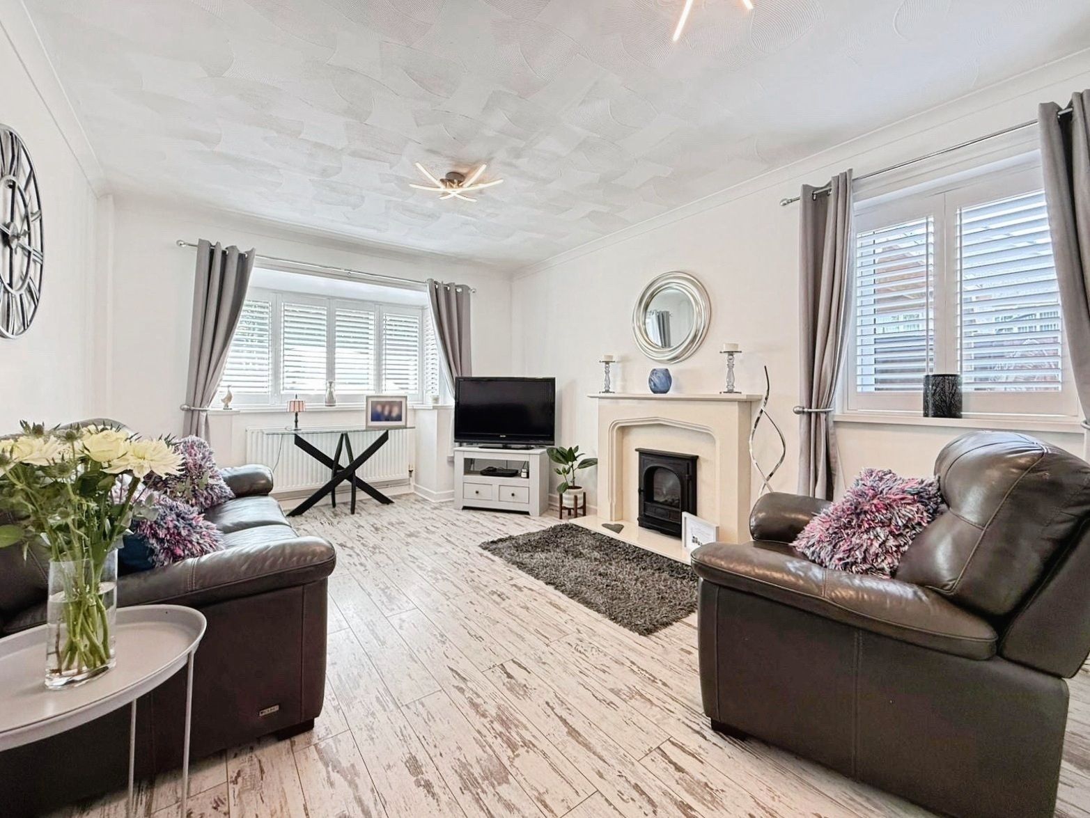 Detached House in Swansea