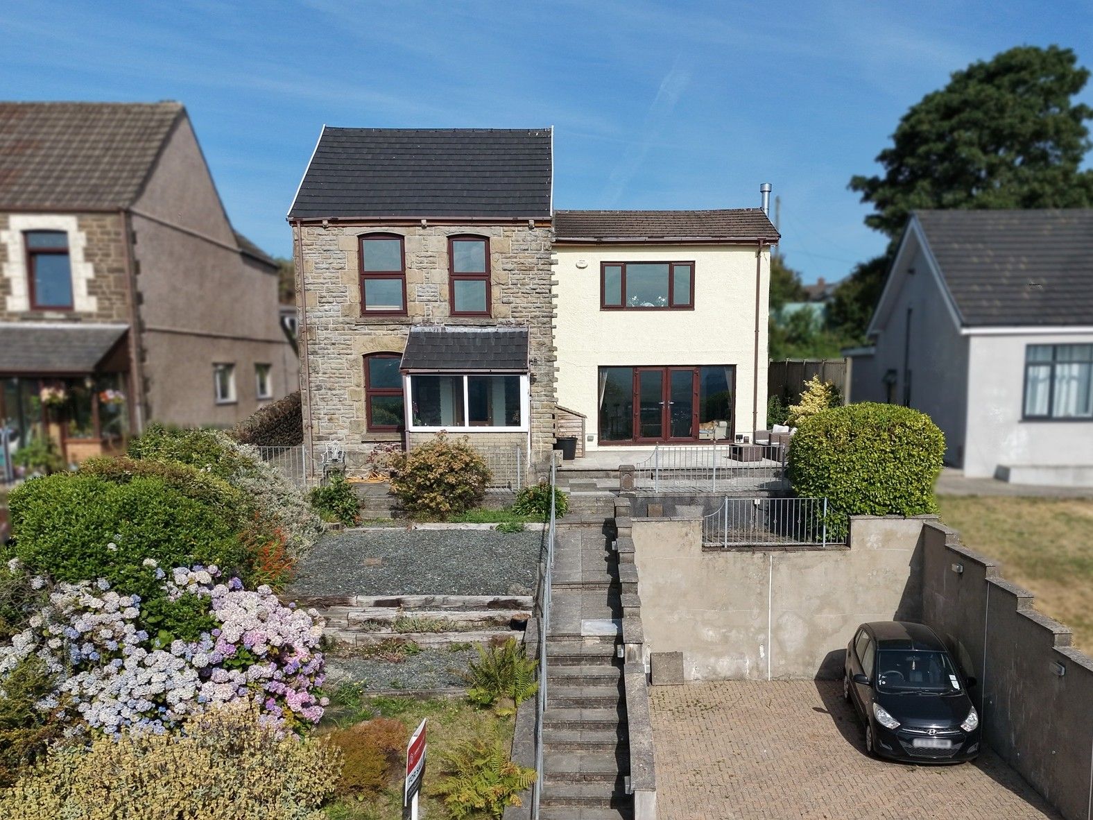 Detached House in Swansea