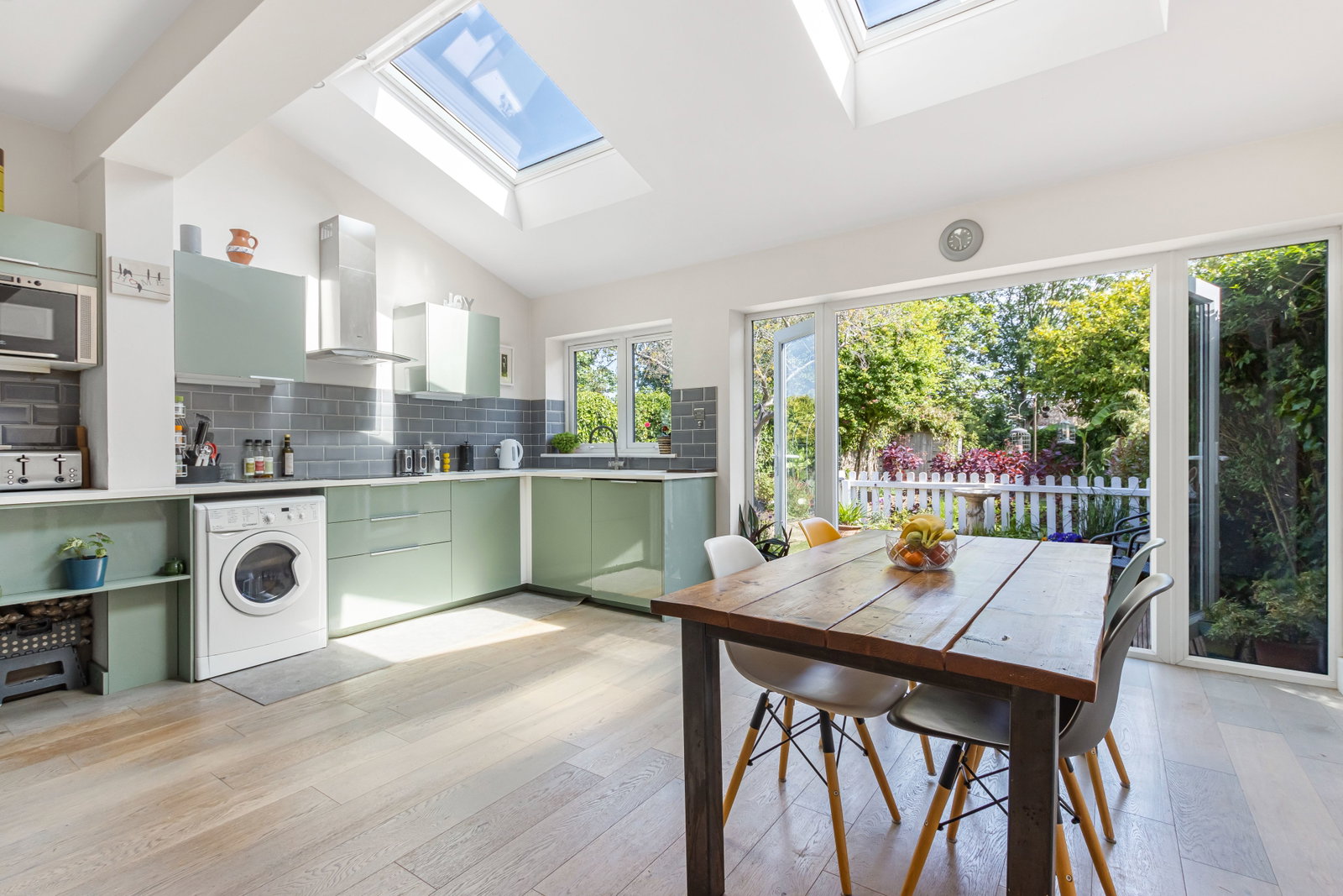 Semi Detached House in London