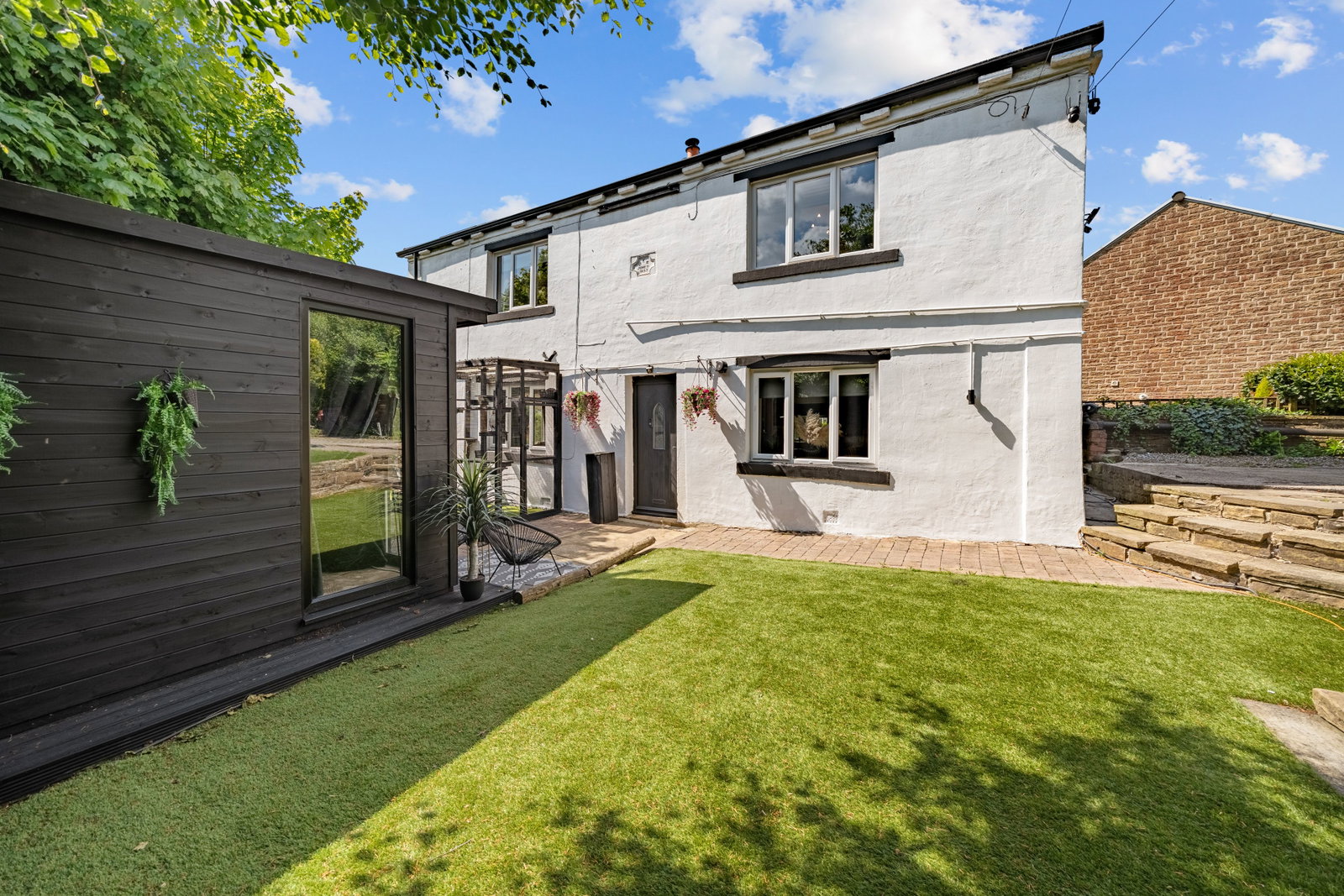 Detached House for sale in Bradford, Jester Cottage, Queensbury