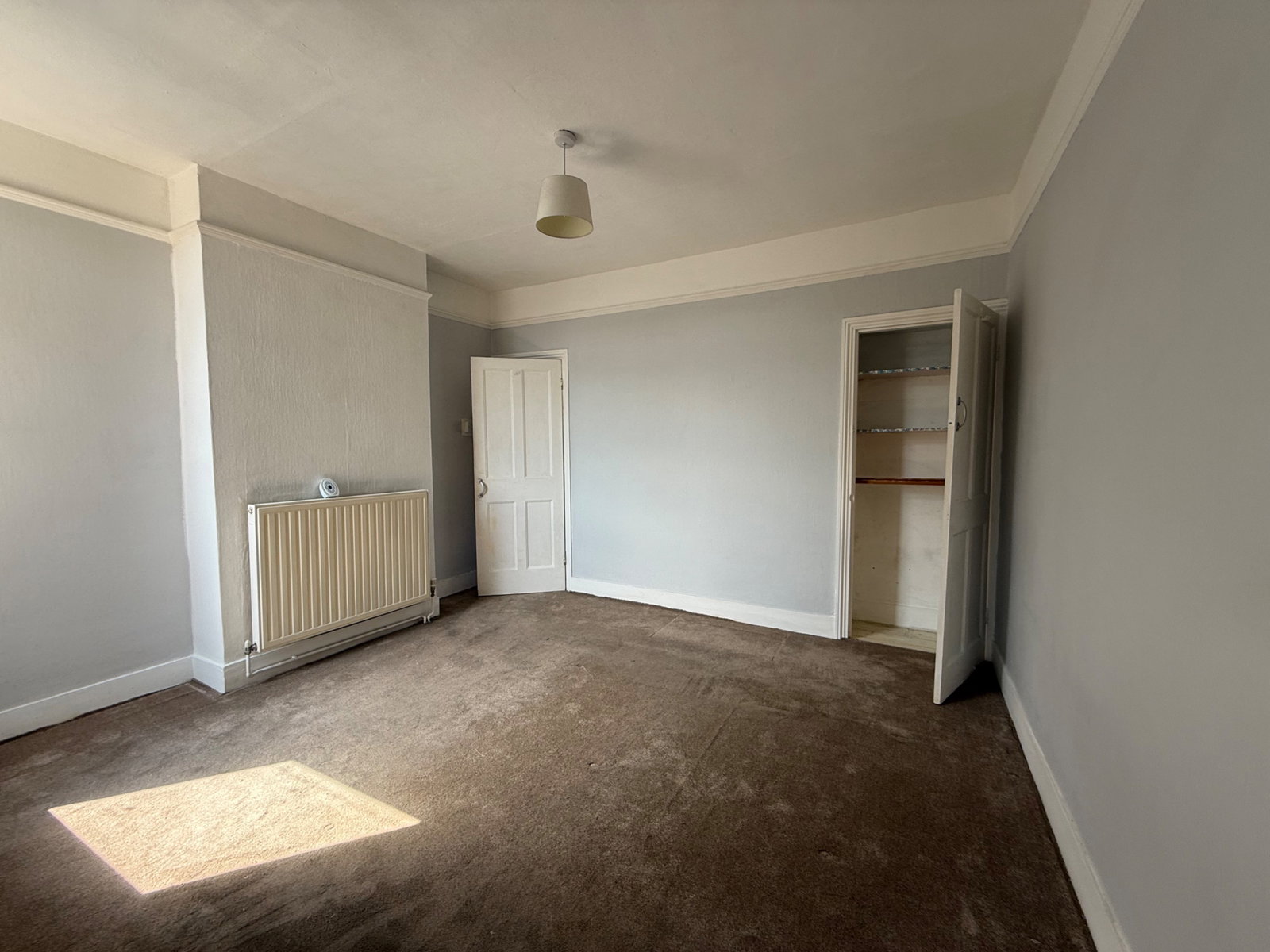 Terraced House for sale in Sheerness, Jefferson Road, Sheerness, ME12 2PX, 834 m²