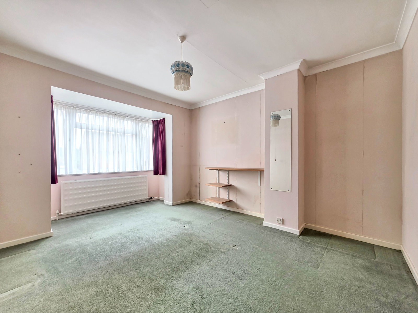 Detached House in Gloucester