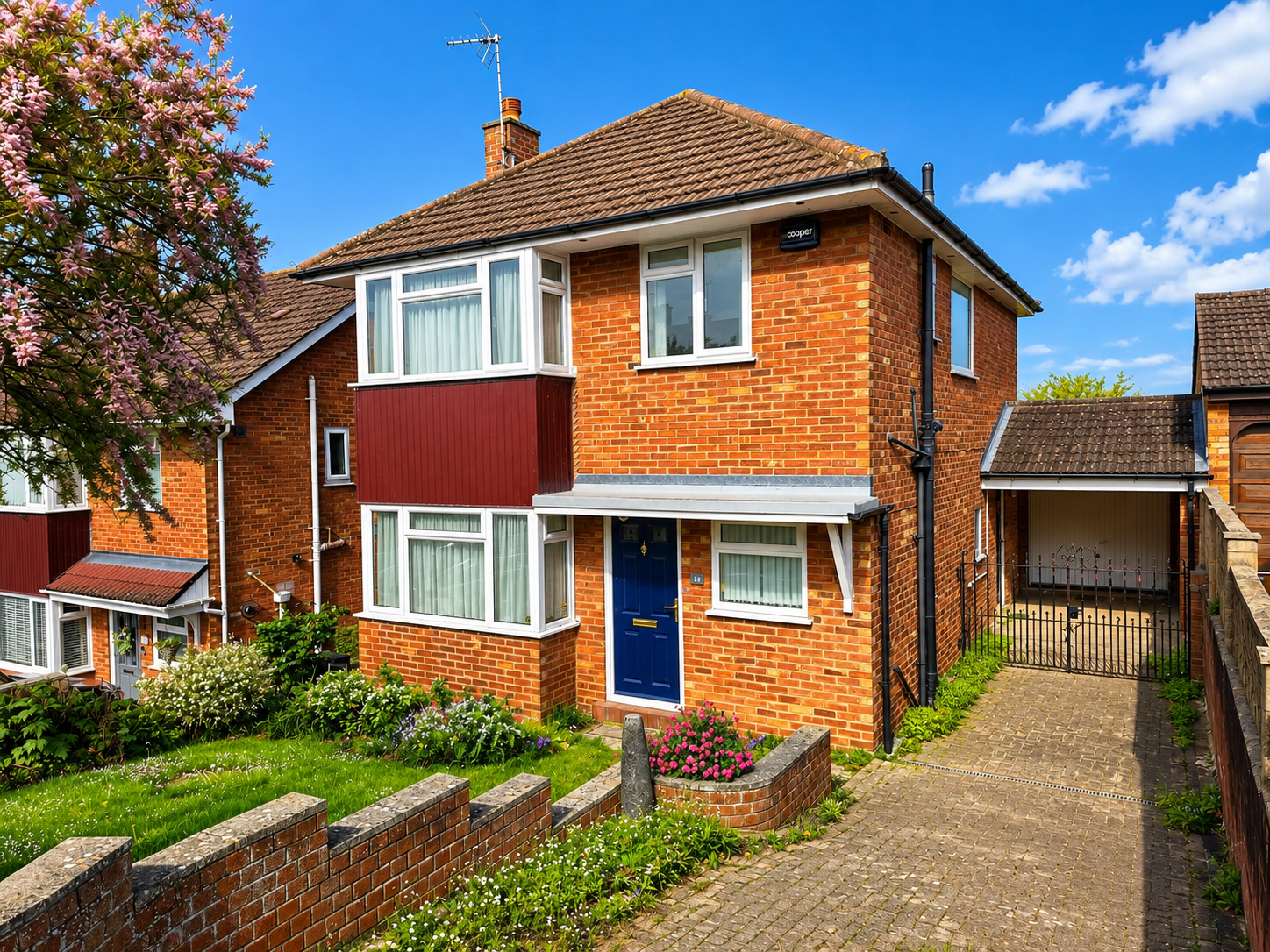 Detached House in Gloucester