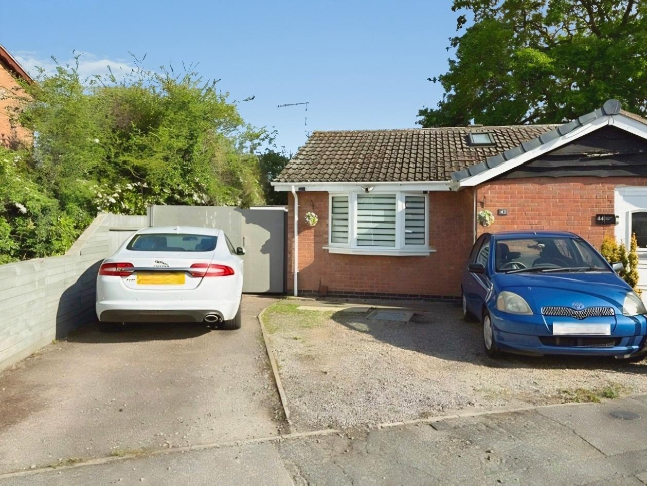 Semi Detached Bungalow in Hinckley