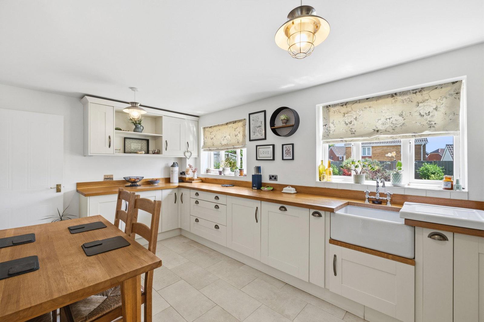 Detached House in Swansea