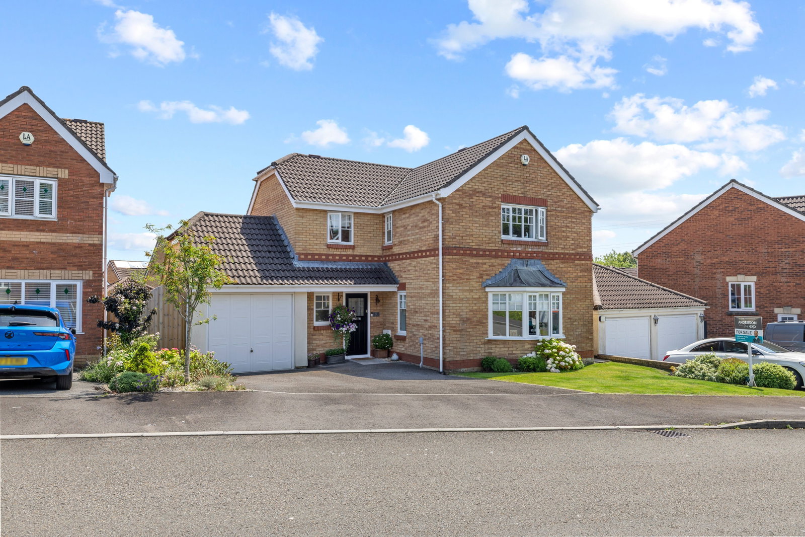 Detached House in Swansea