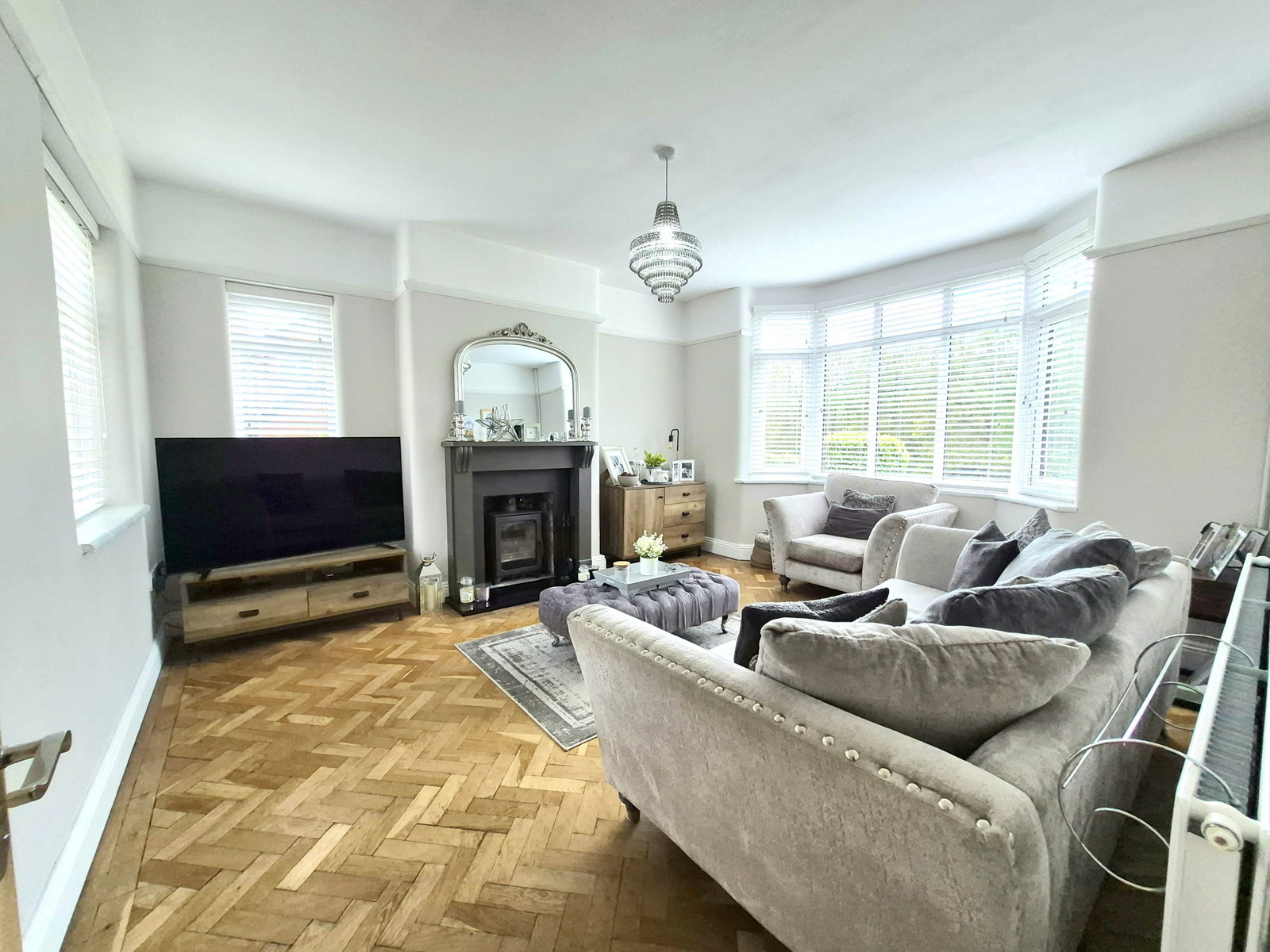 Detached House in Macclesfield