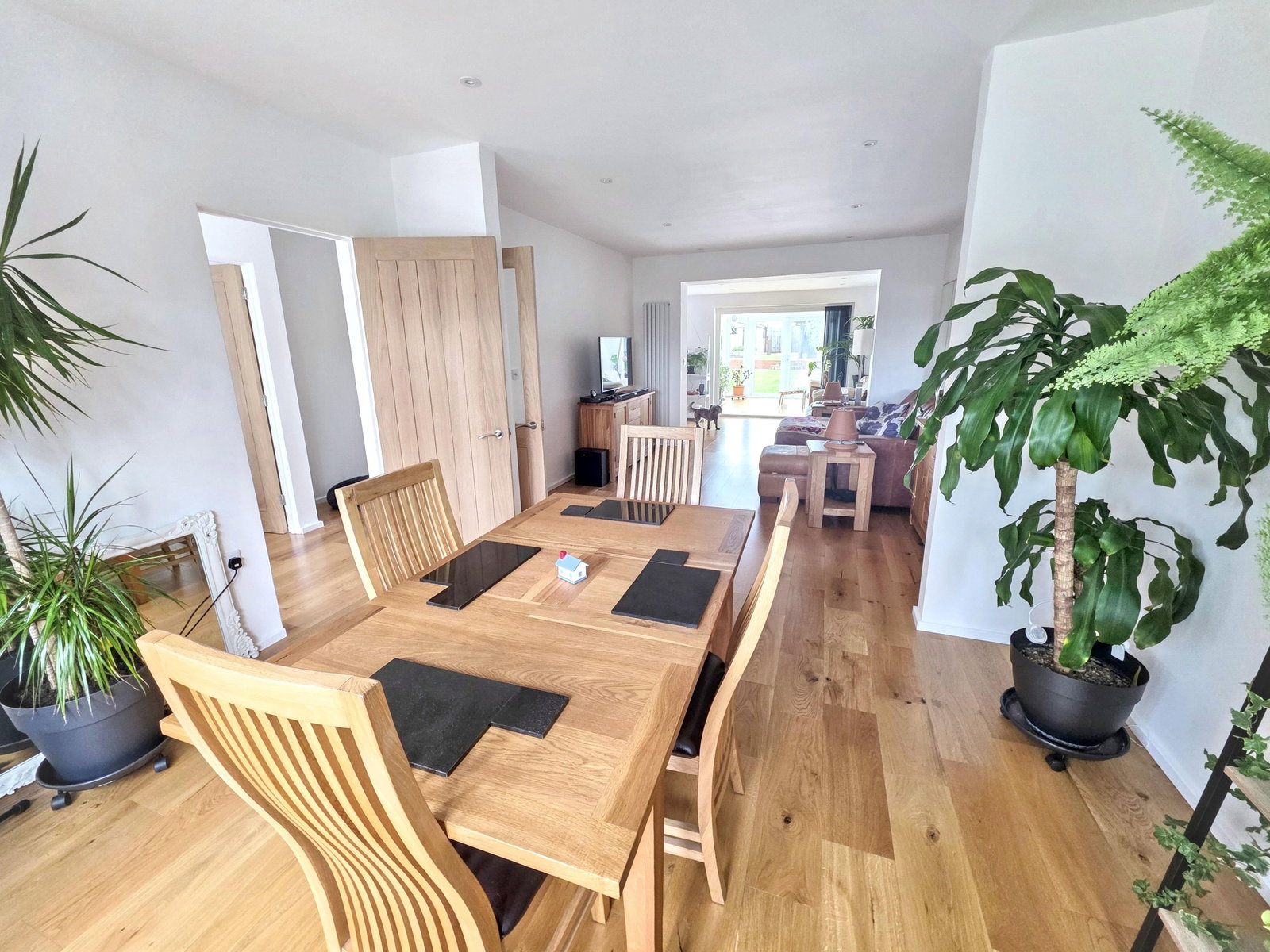 Semi Detached House in Little Weighton