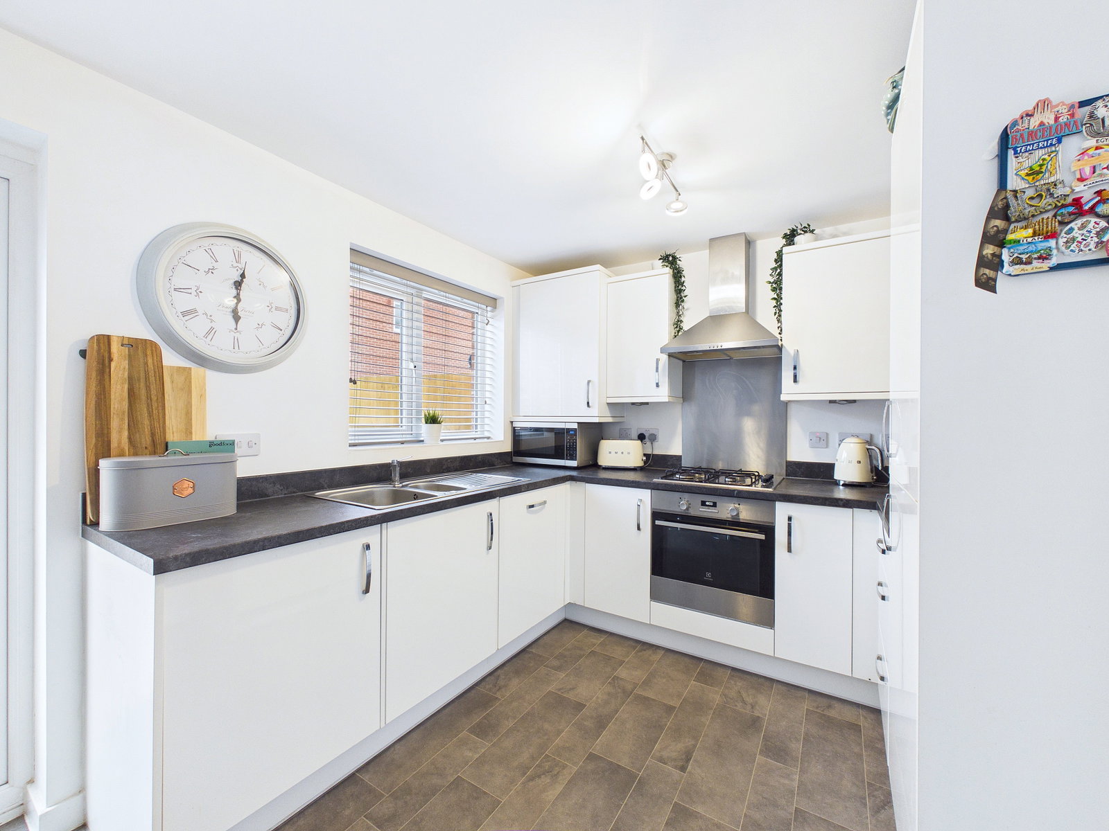 Semi Detached House in Mansfield