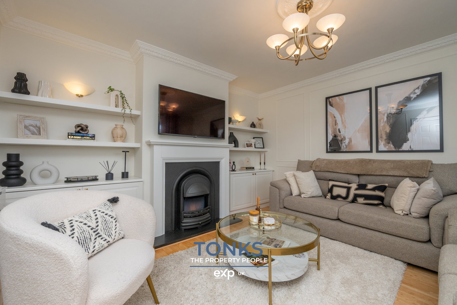 Semi Detached House in Rowley Regis